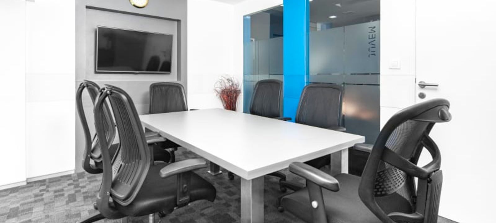 Juhu Tara Road Nazir Wadi Juhu Tara, Mumbai - Image 1