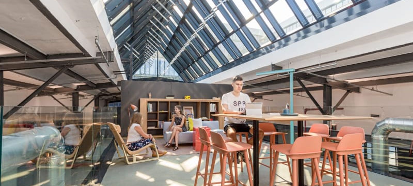 Vaci Ut 47 E, Budapest - Image 1