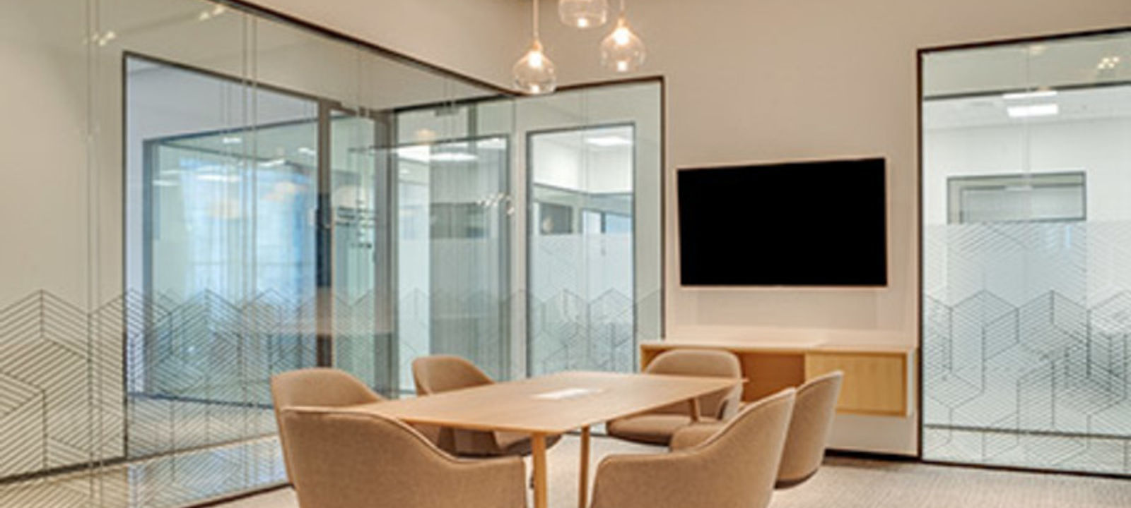 5th Avenue, Bonifacio Global City - Image 1