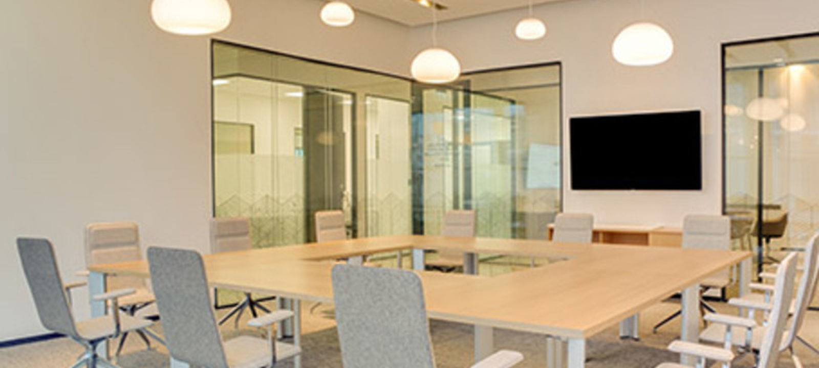 5th Avenue, Bonifacio Global City - Image 1