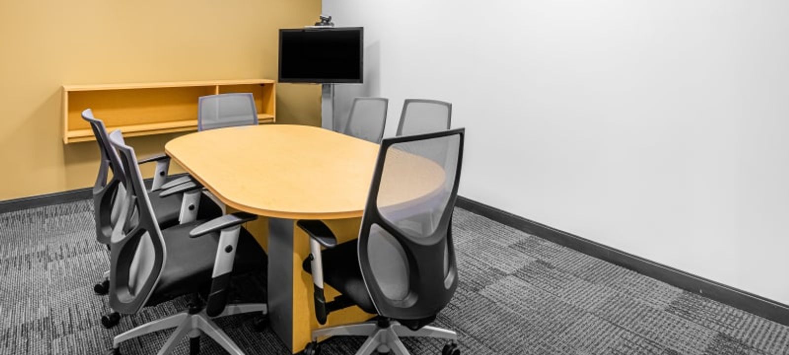 4410 E Claiborne Square, Hampton - Image 1