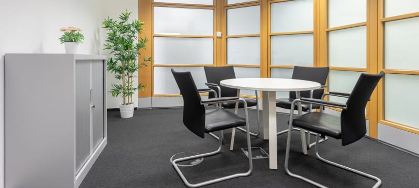 43 Avenue John F Kennedy, Kirchberg - Image 1
