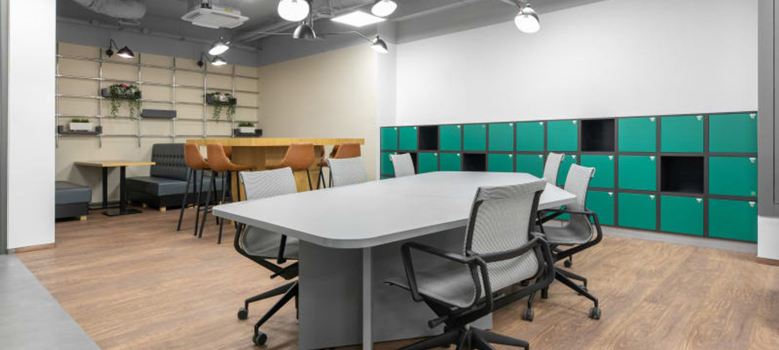 Ul Solec 18/20, Warsaw - Image 1