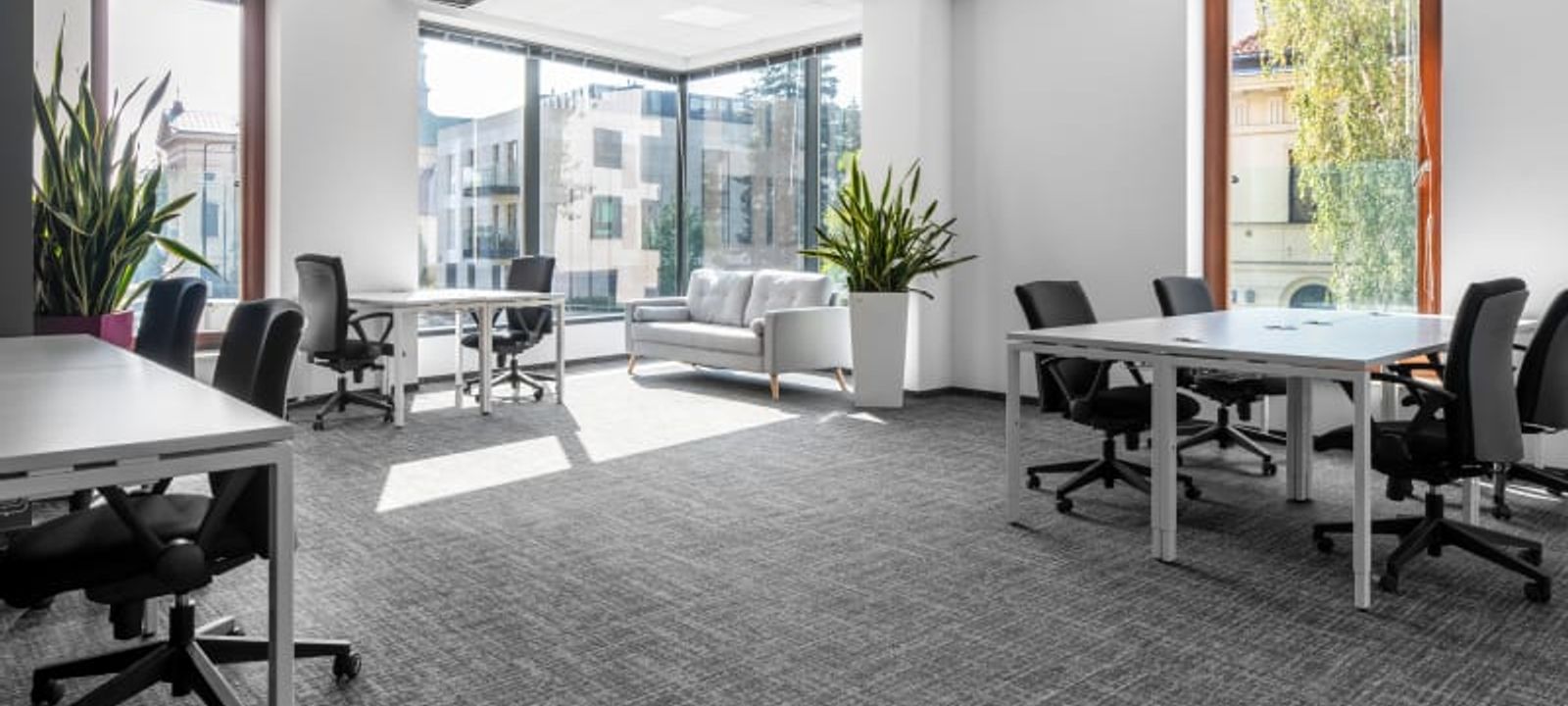 Ul Solec 18/20, Warsaw - Image 1