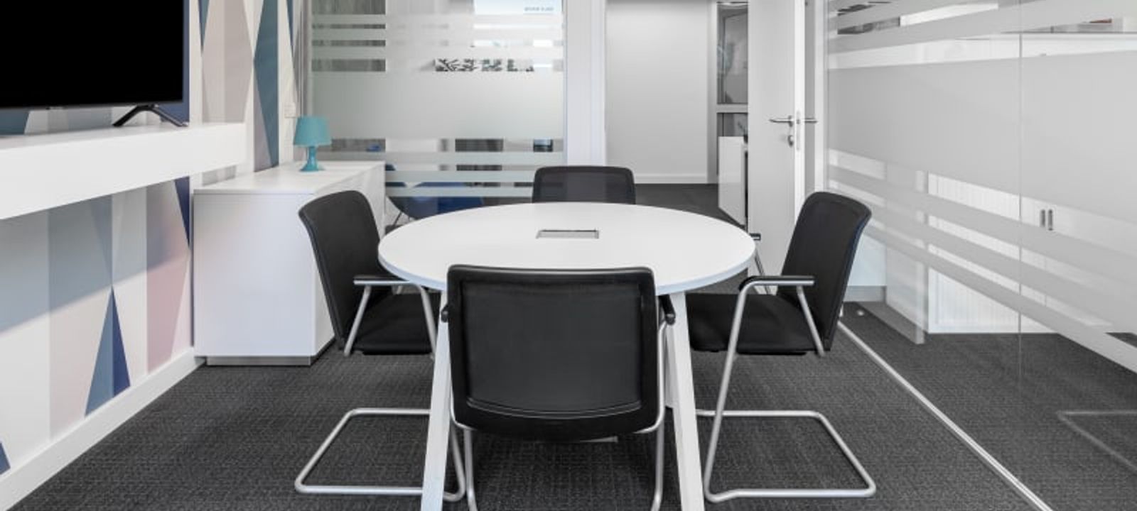 Via Tiziano 32, Milan - Image 1