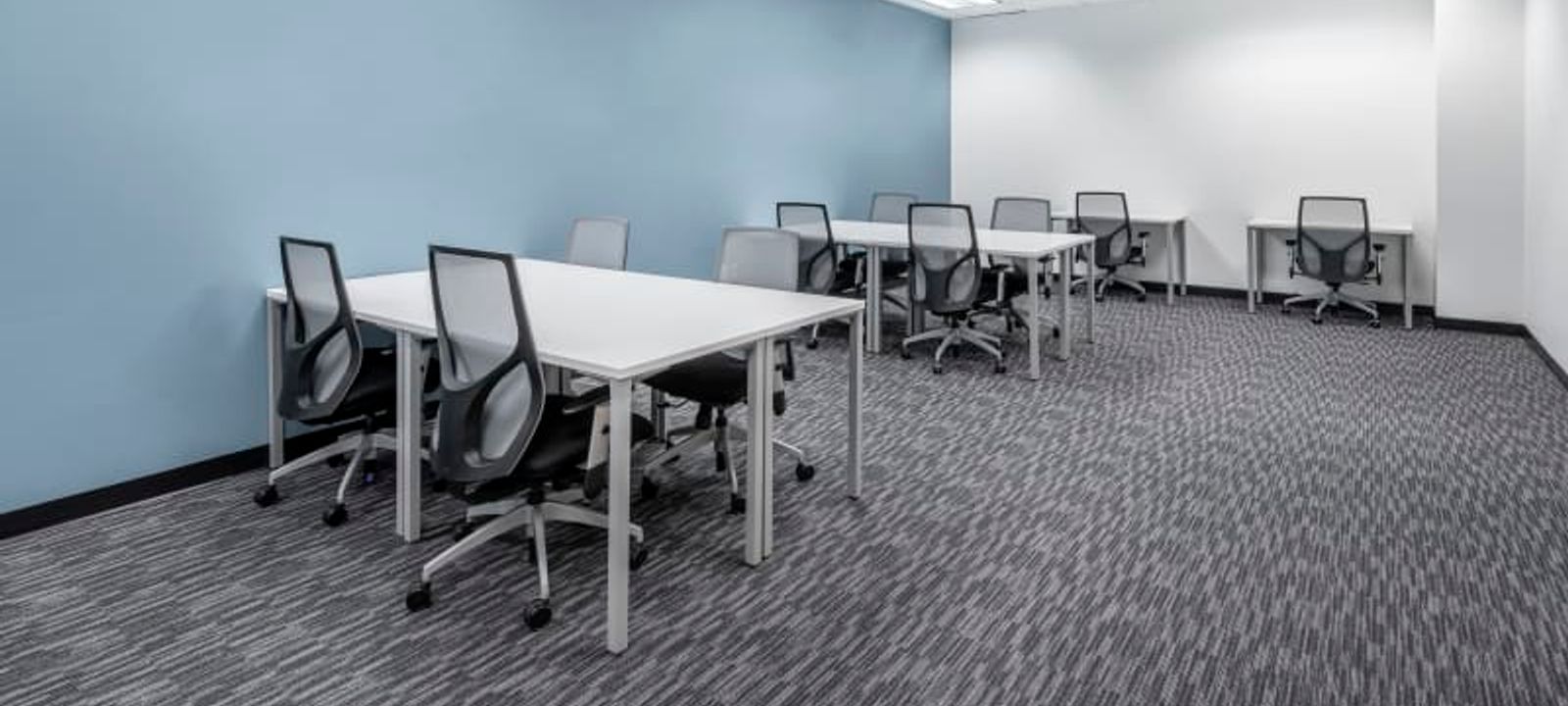 6303 Owensmouth Avenue, Los Angeles - Image 1