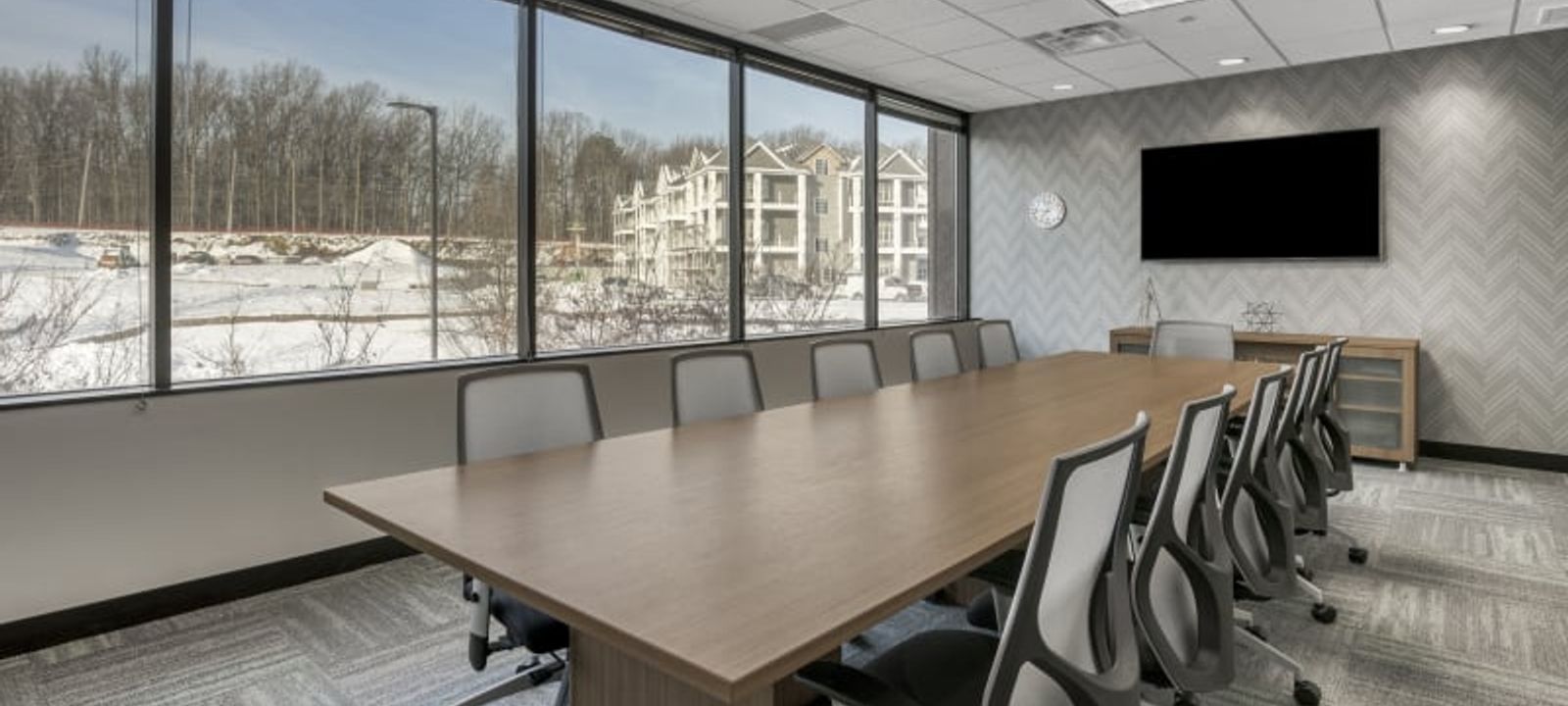 6100 Oak Tree Blvd, Independence - Image 1