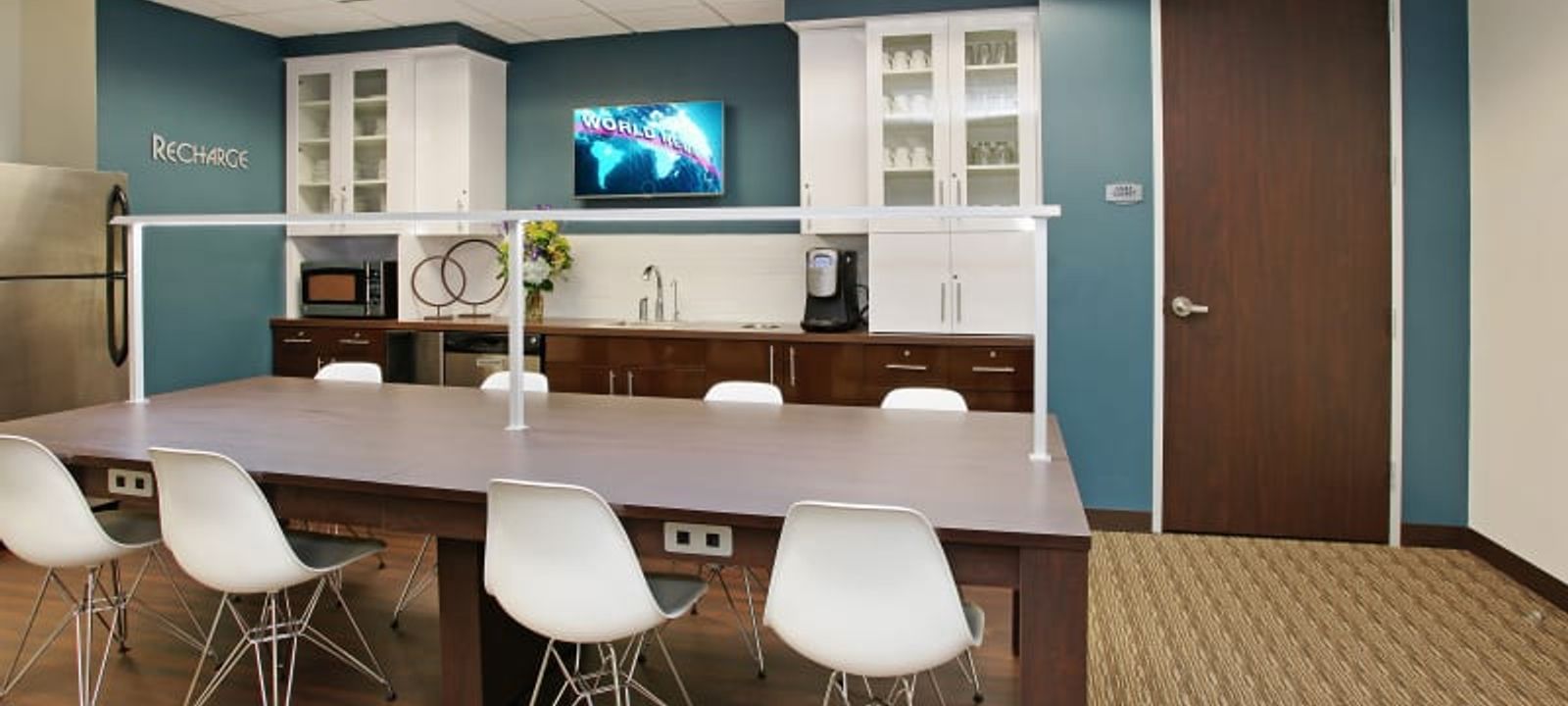 555 Marriott Drive, Nashville - Image 1