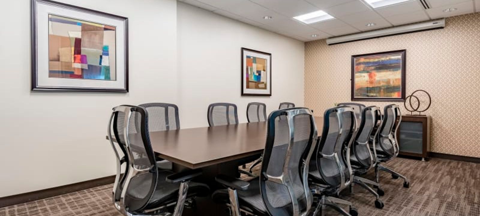 3190 3190 S Vaughn Way, Aurora - Image 1