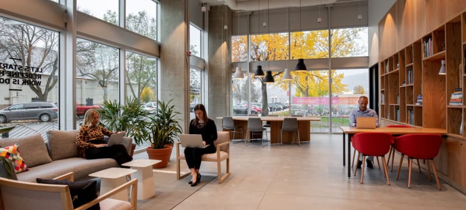 460 Doyle Ave, Kelowna - Image 1