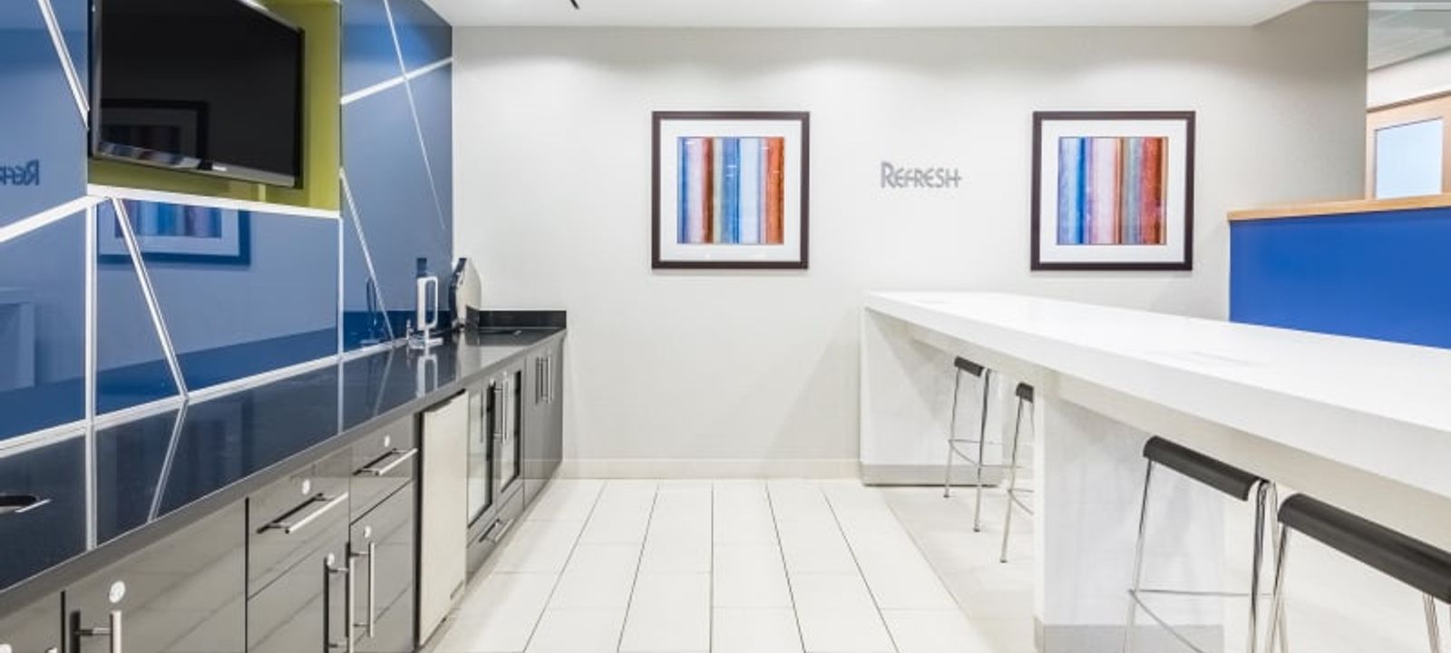 10620 Treena Street, San Diego - Image 1