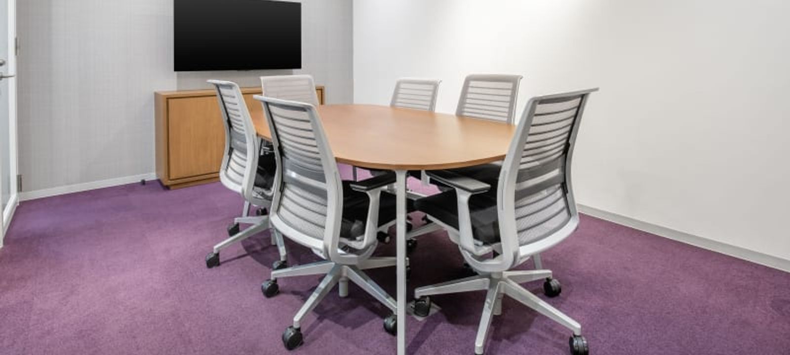 3-3-2  Haneda Airport, Tokyo - Image 1