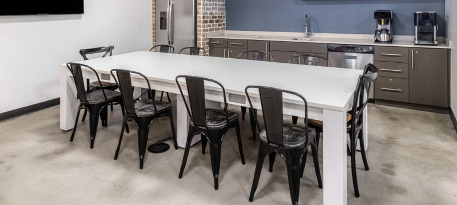 360 Central Avenue, St Petersburg - Image 1