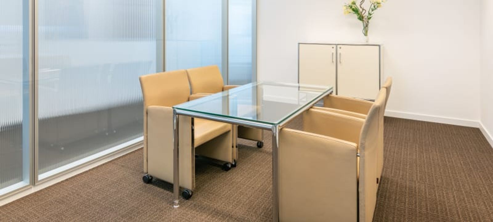 2-4 Bockenheimer Landstrasse, Frankfurt Am Main - Image 1