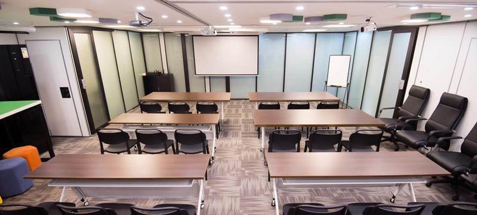 160 Gloucester Road Wan Chai, Hong Kong Island - Image 1