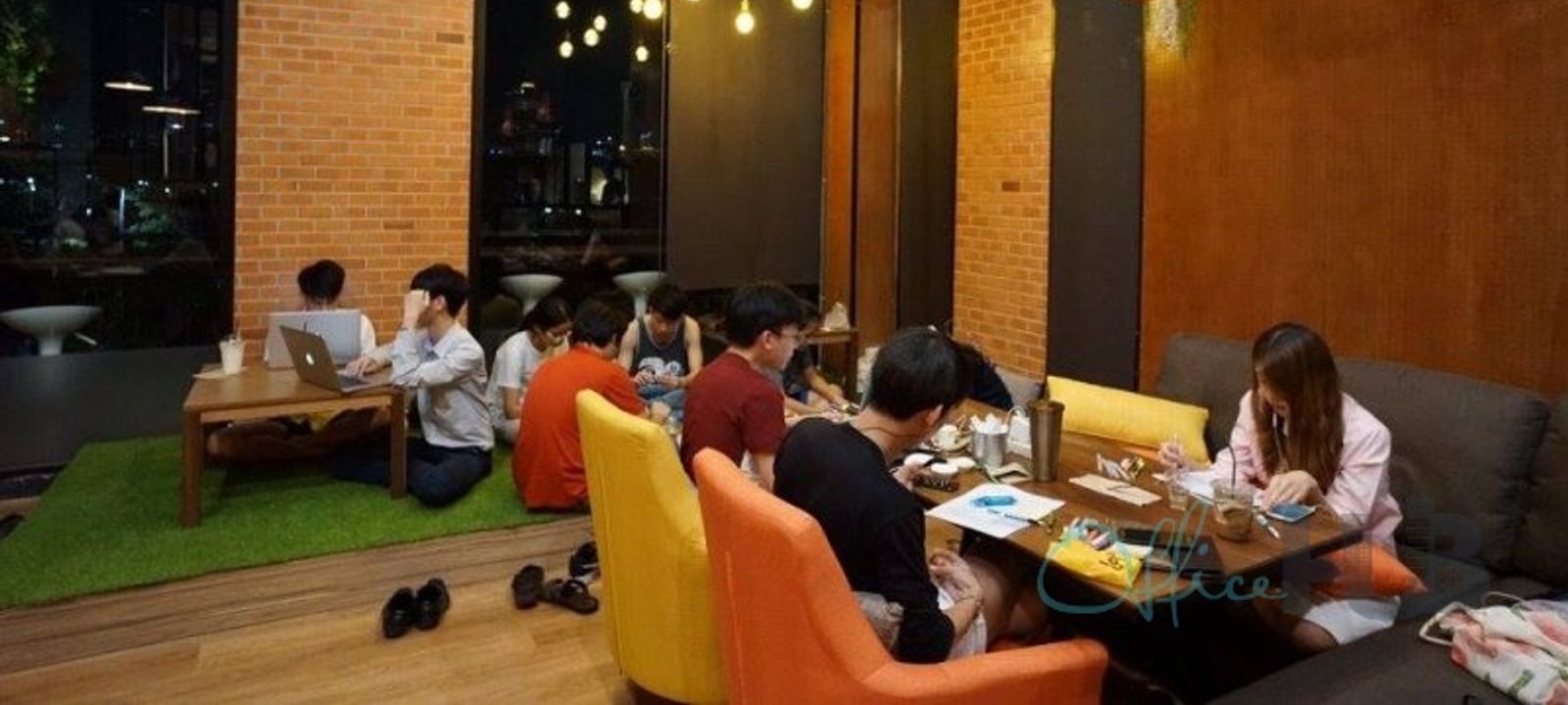 Soi Chula 9 Rama 4, Pathumwan - Image 1