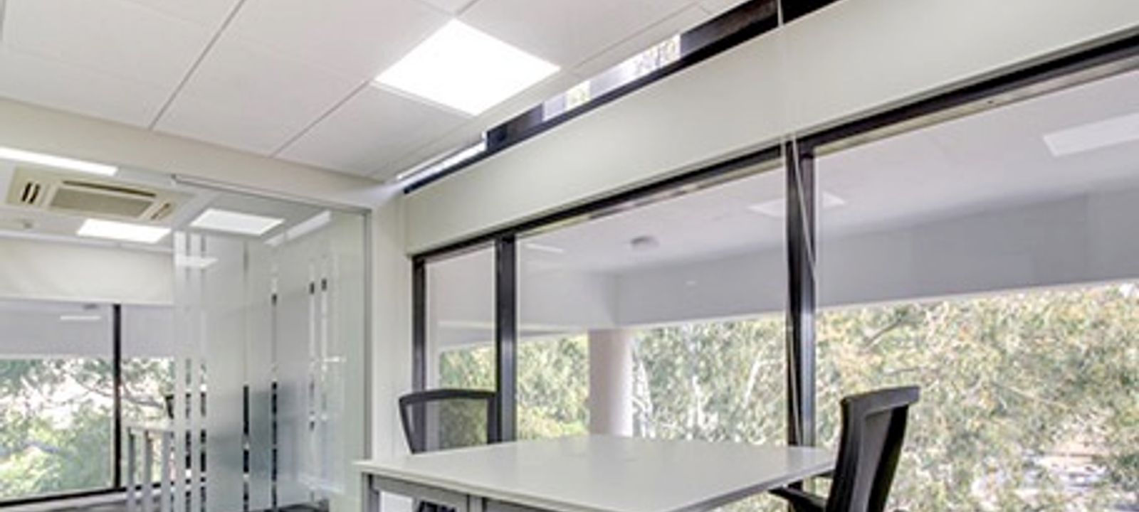 8 Avenue 10, Jalan Kerinchi - Image 1