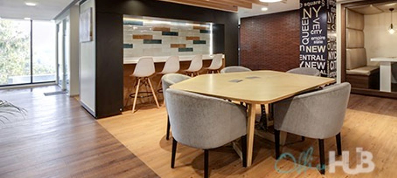 8 Avenue 10, Jalan Kerinchi - Image 1