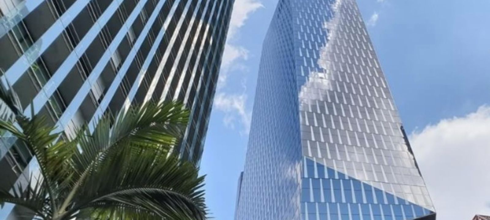 18 Robinson Road - Image 1