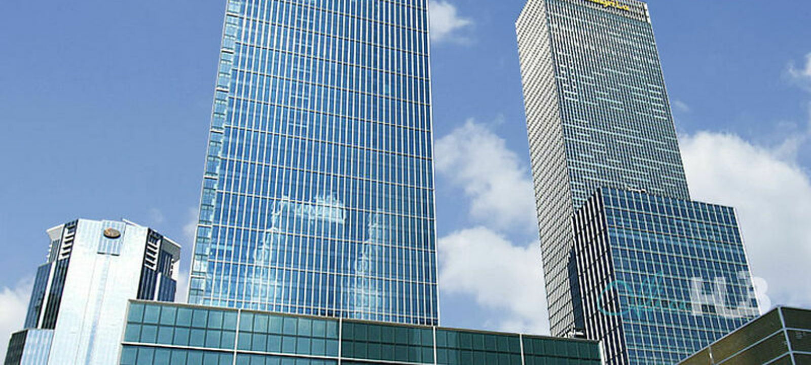 Jing An Kerry Centre Tower - Image 1