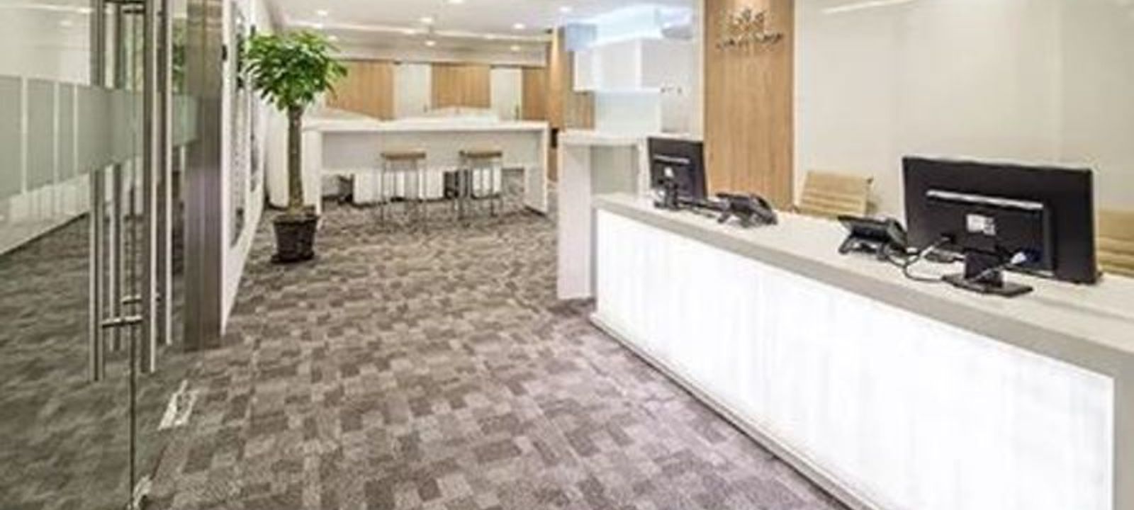 8 Xingyi Road, Changing District - Image 1