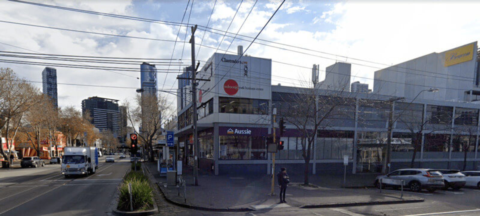 Clarendon on York - Image 1