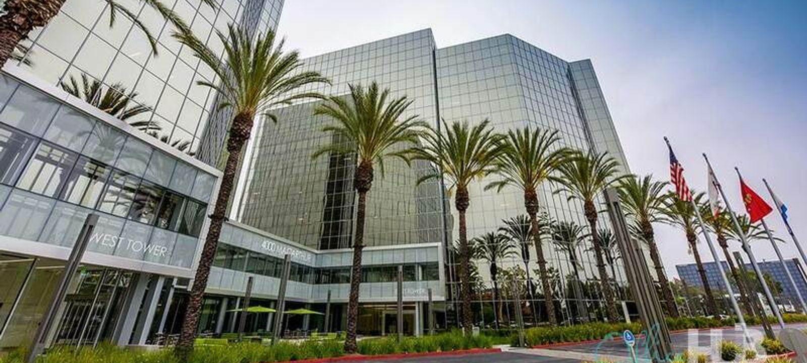 4000 Macarthur - Image 1