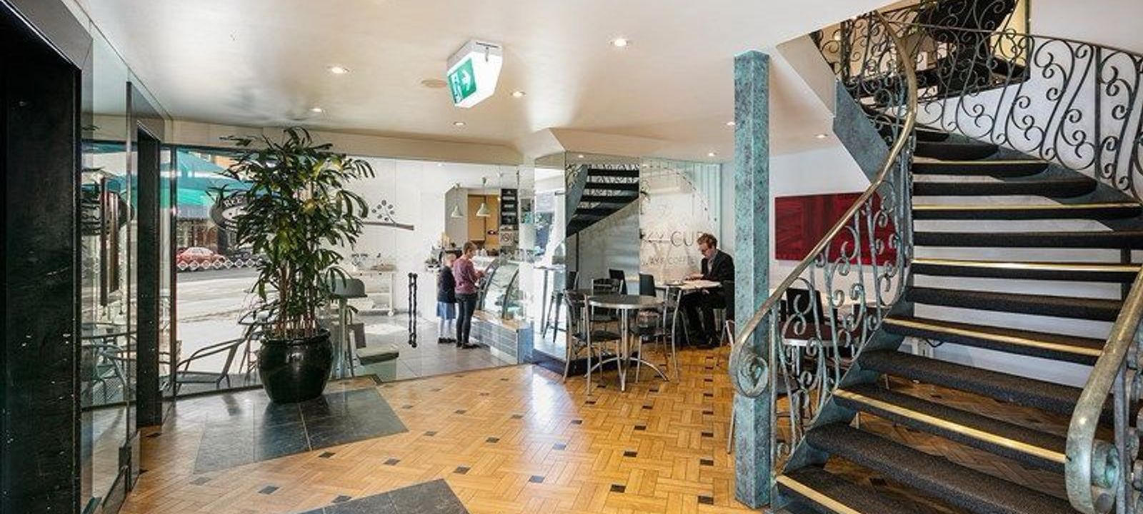 89 High Street, KEW - Image 1