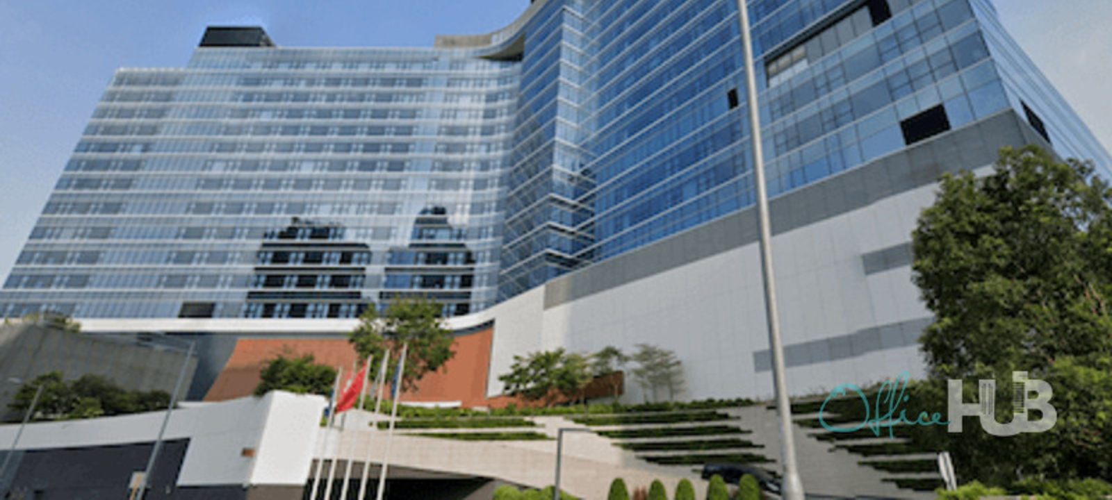 Kerry Hotel - Image 1