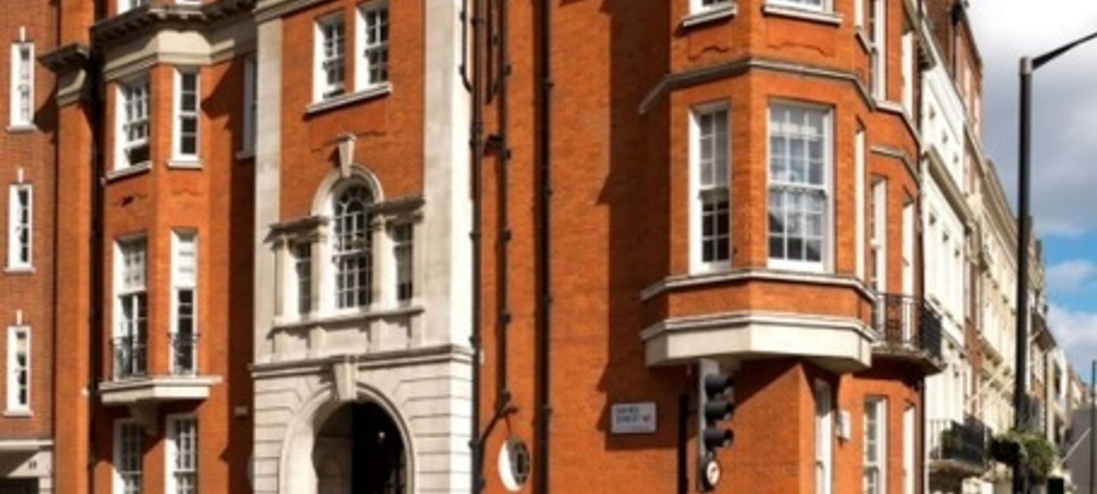 28 Grosvenor Street, Mayfair - Image 1