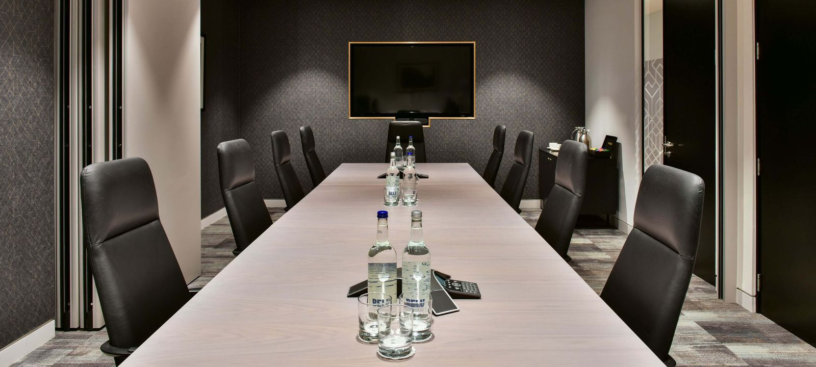 288 Bishopsgate, Spitalfields - Image 1