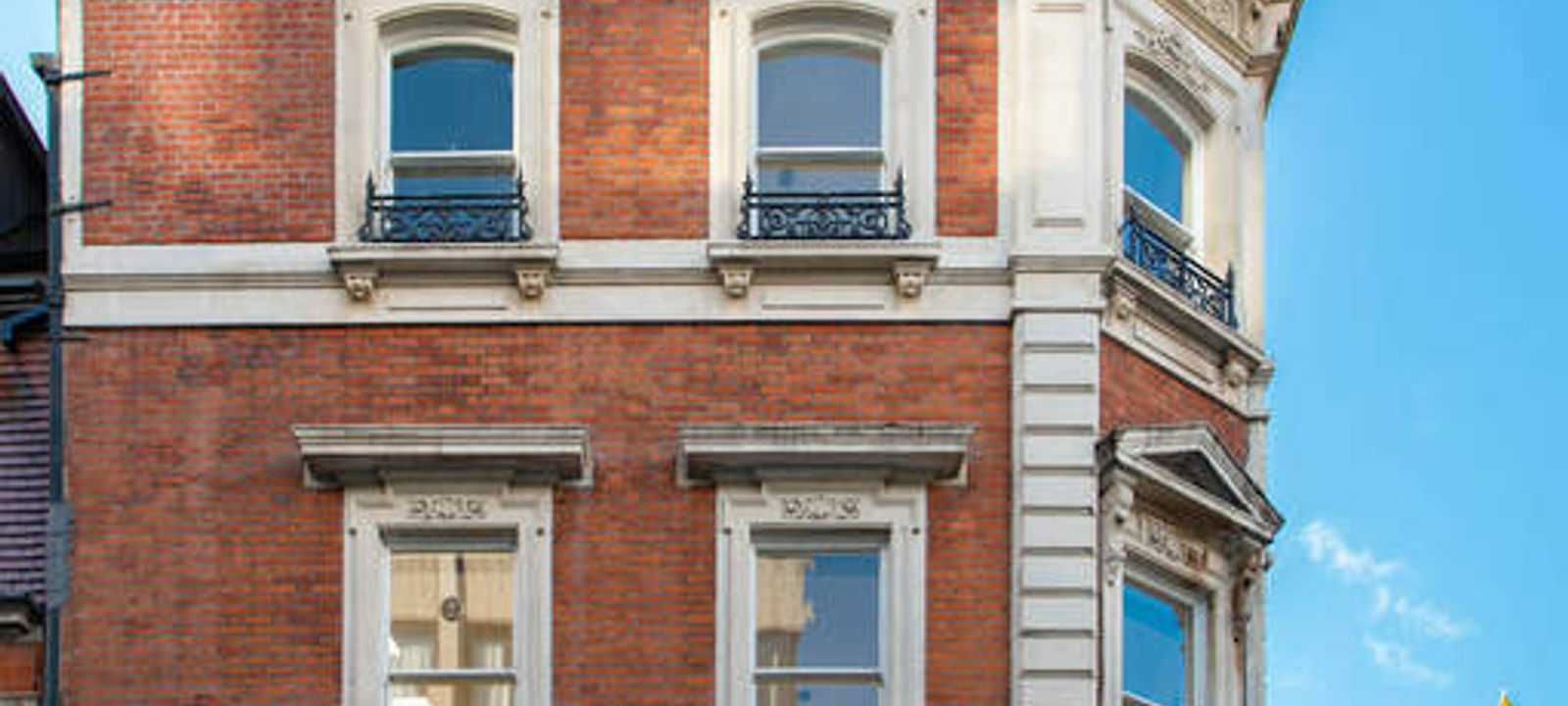 30 Binney Street - Image 1