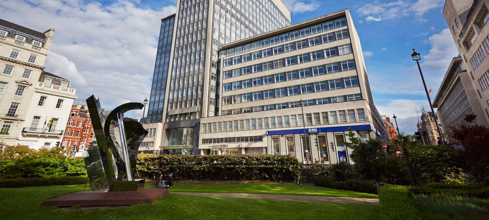 Cavendish Square - Image 1