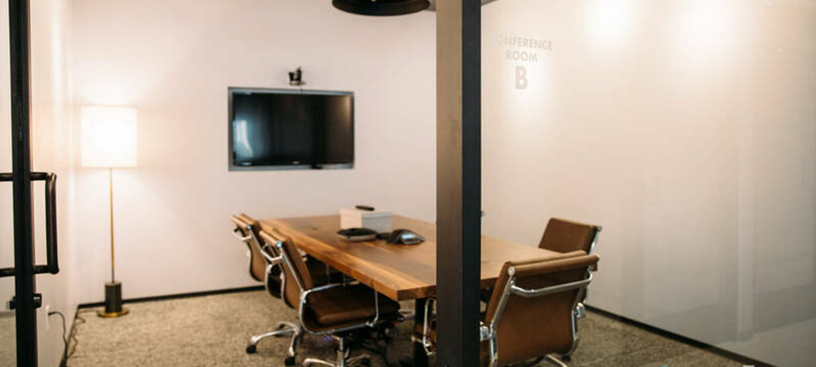 600 Wilshire Blvd, Los Angeles - Image 1