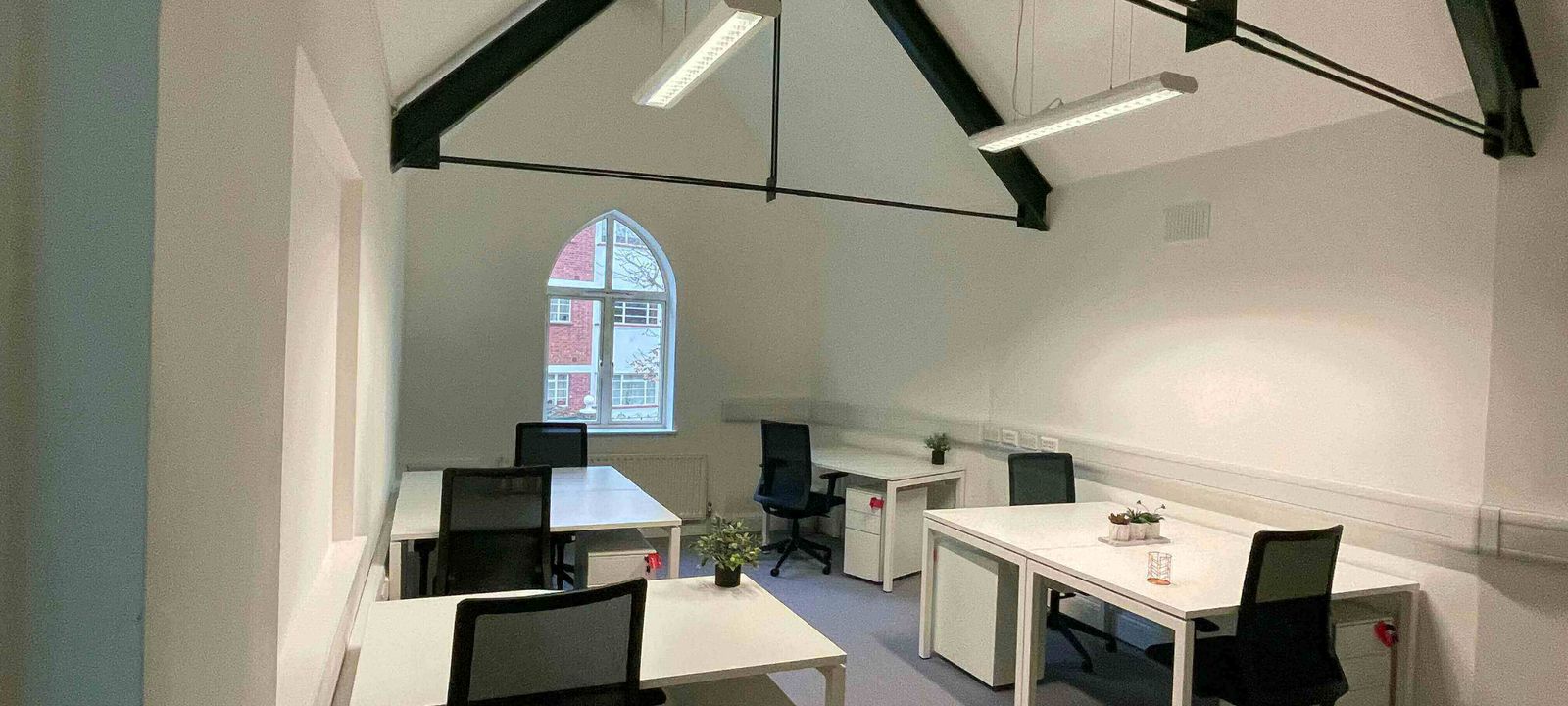 Manfred Rd, Putney - Image 1