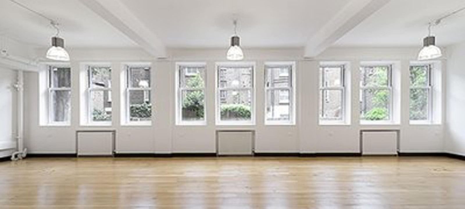 Charecroft Way, Hammersmith - Image 1