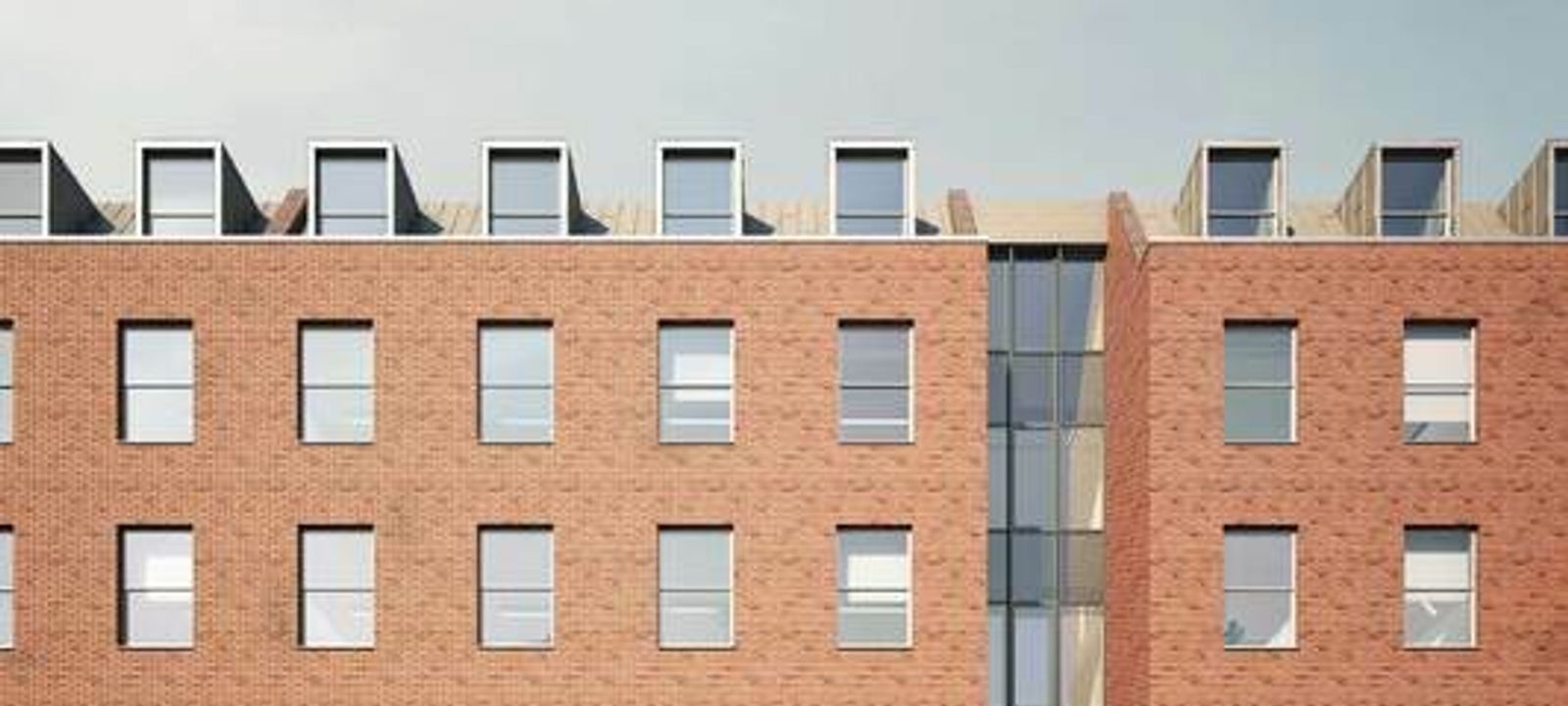 Broadwalk House - Image 1