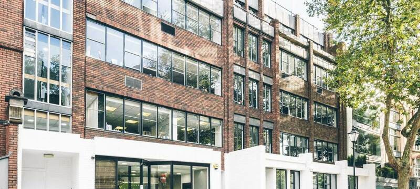 Clerkenwell Green - Image 1