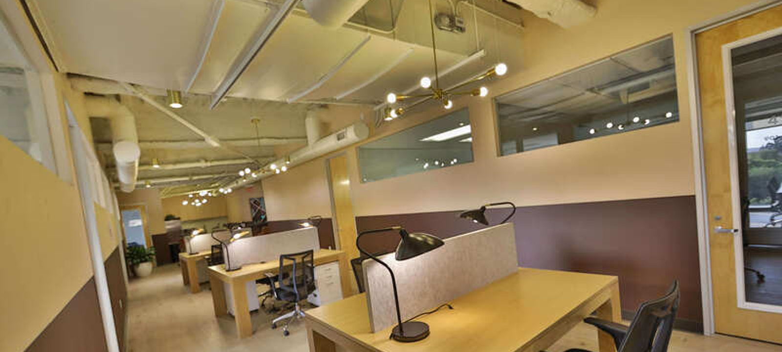 8200 Wilshire Boulevard, Beverly Hills - Image 1