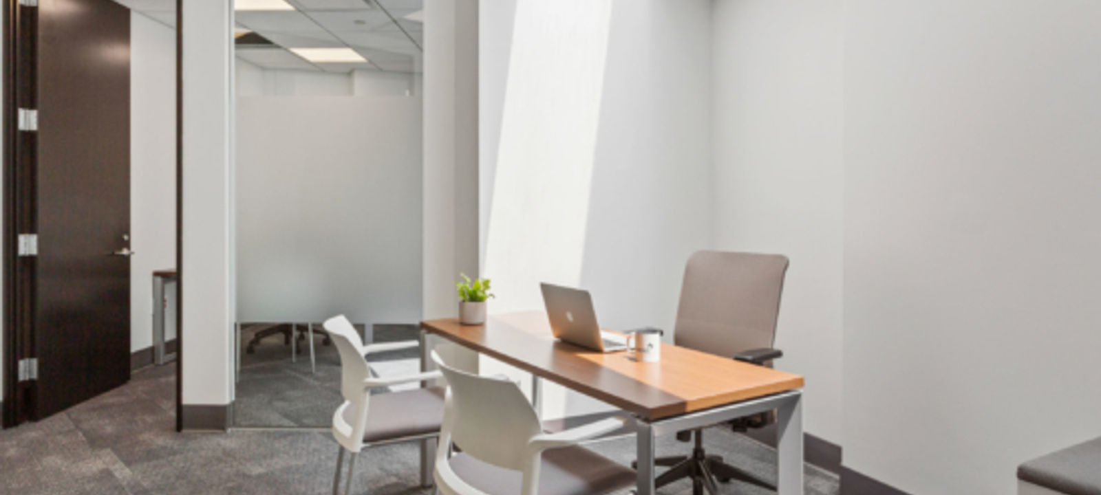 1300 Pennsylvania Avenue Nw, Washington Dc - Image 1