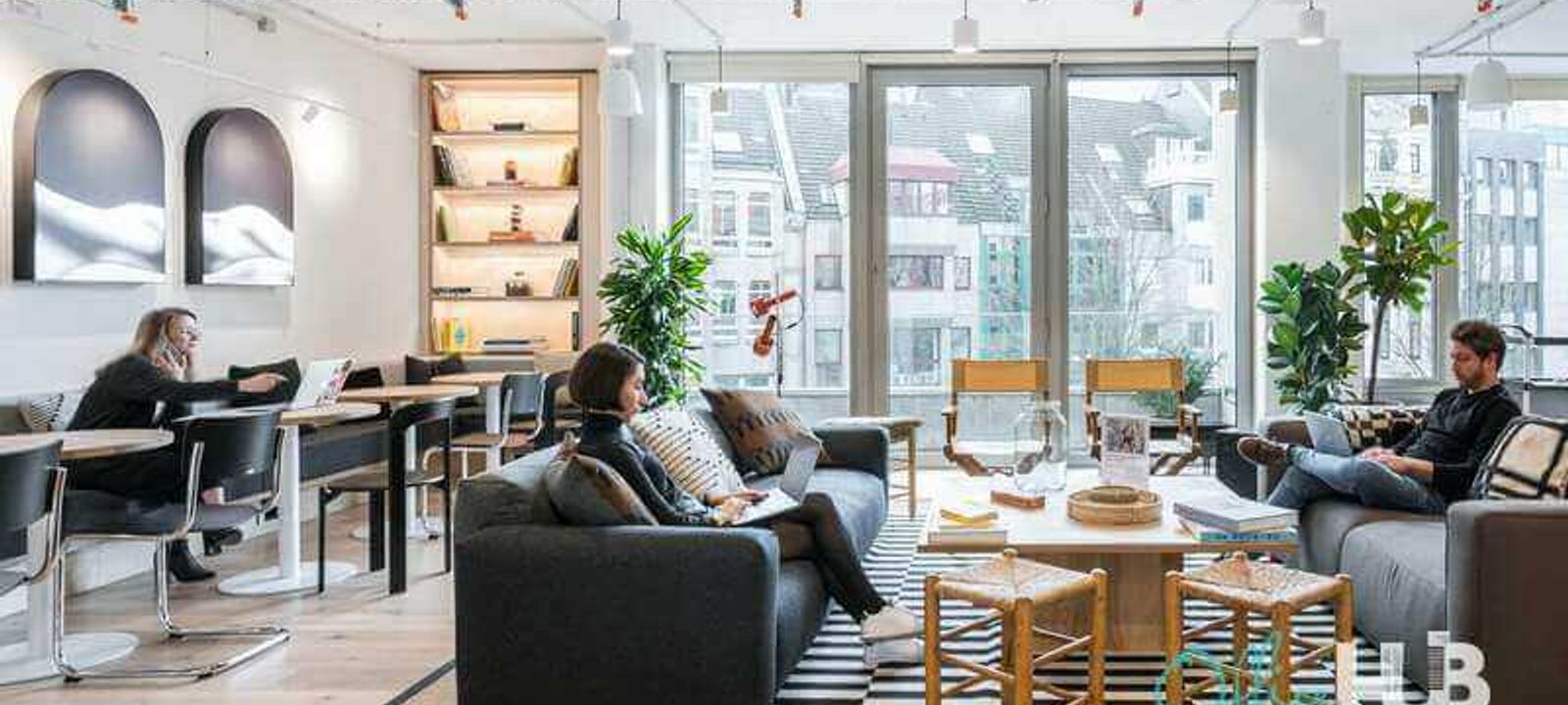 4 Friesenplatz, Cologne - Image 1