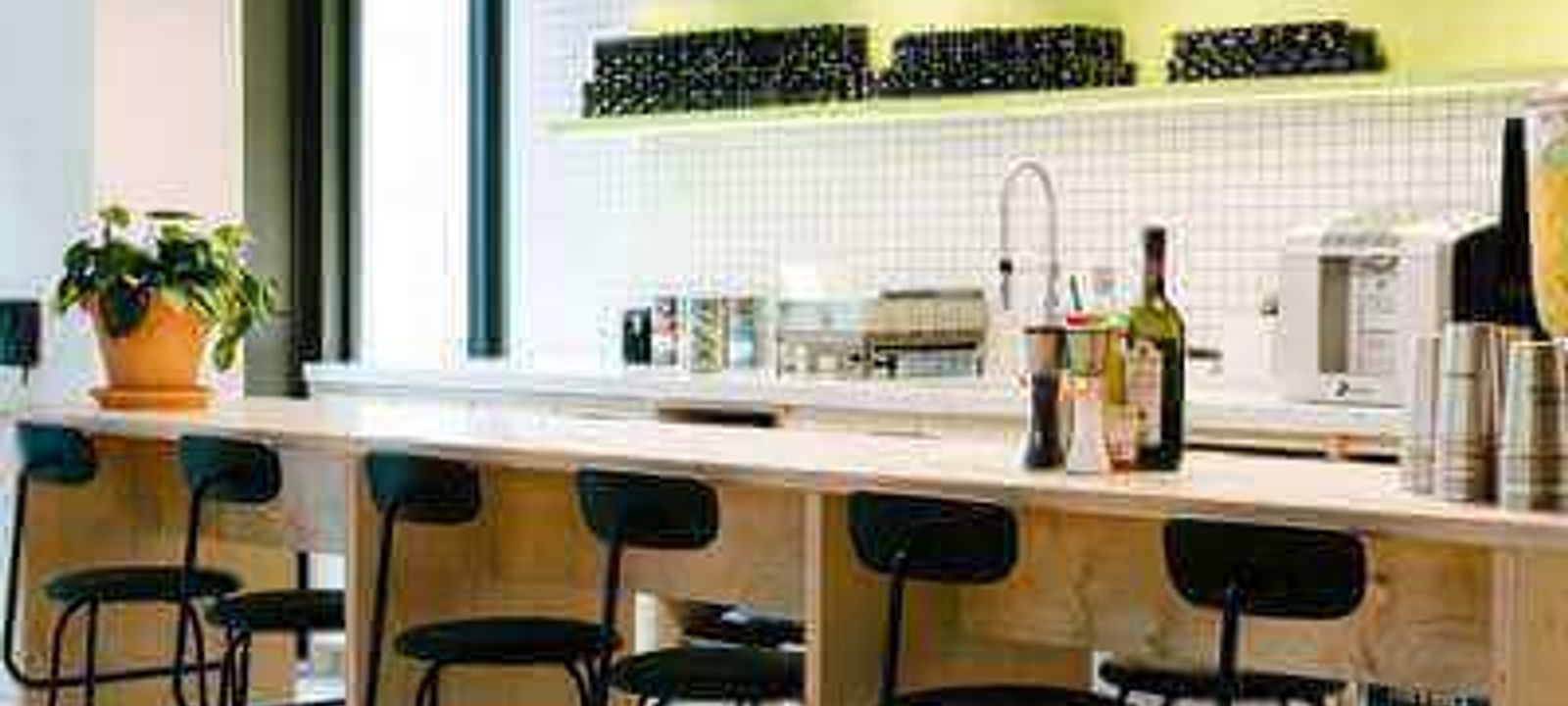 8 Taunusanlage, Frankfurt - Image 1