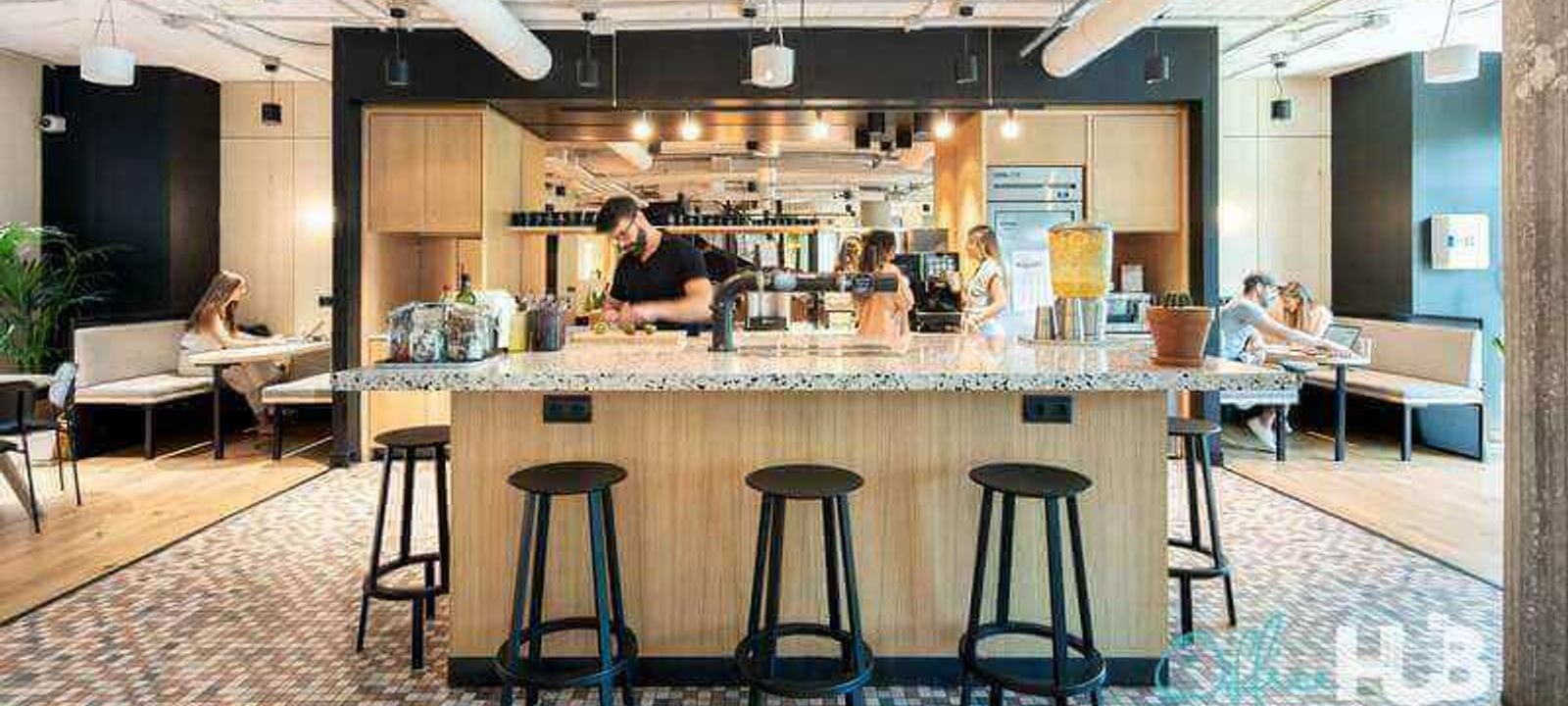 43 Paseo De La Castellana, Madrid - Image 1