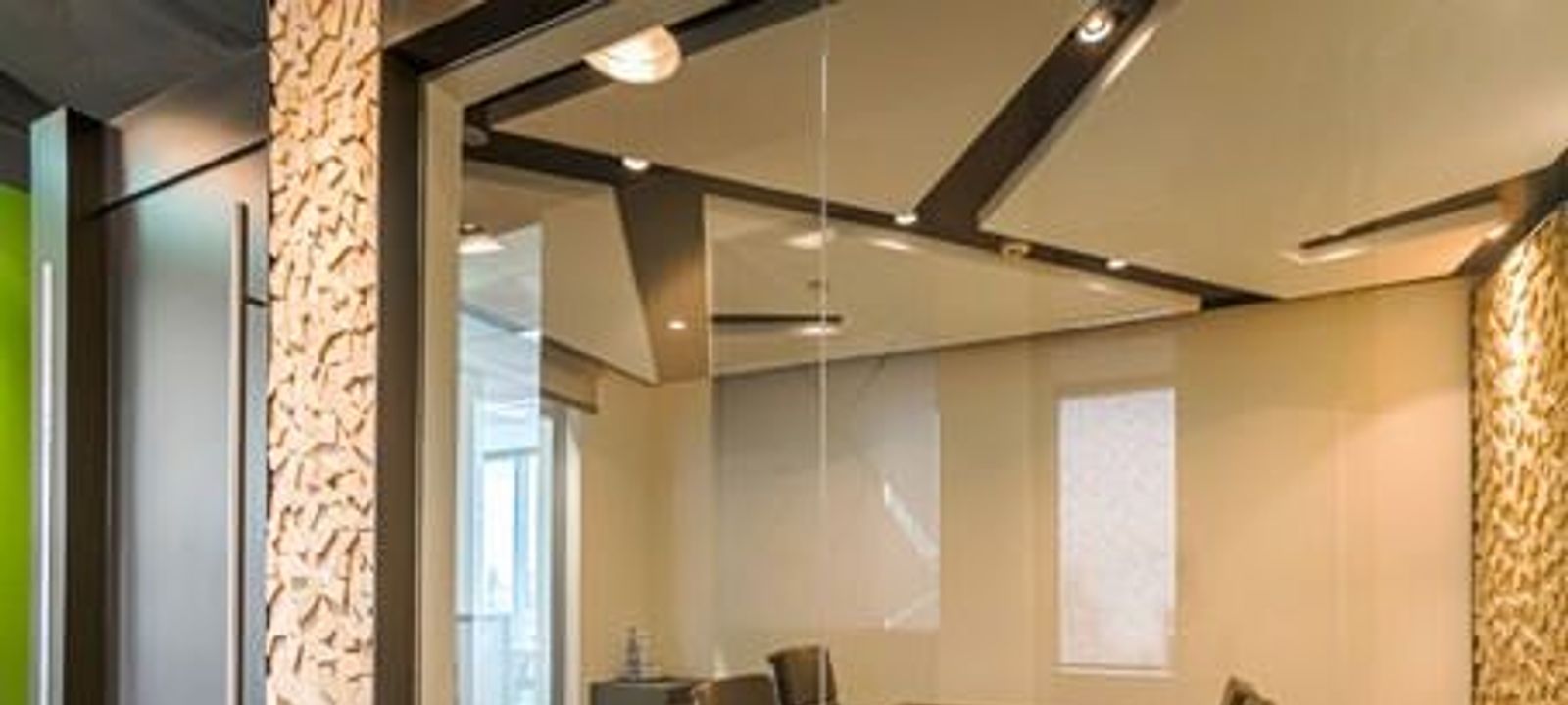 989 Rama I Road, Pathum Wan - Image 1