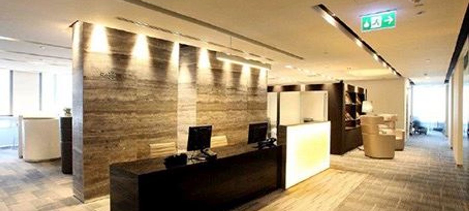388 Sukhumvit Road, Khlong Toei - Image 1