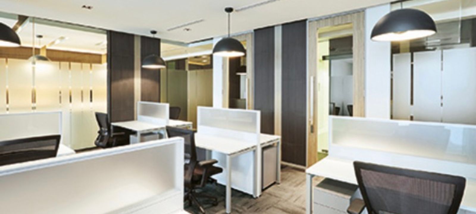 689 Sukhumvit Road, Khlong Toei - Image 1