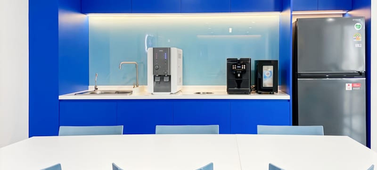 No 388 Phahonyothin Rd Samsen Nai Phaya Thaisp Building, Bangkok - Image 1