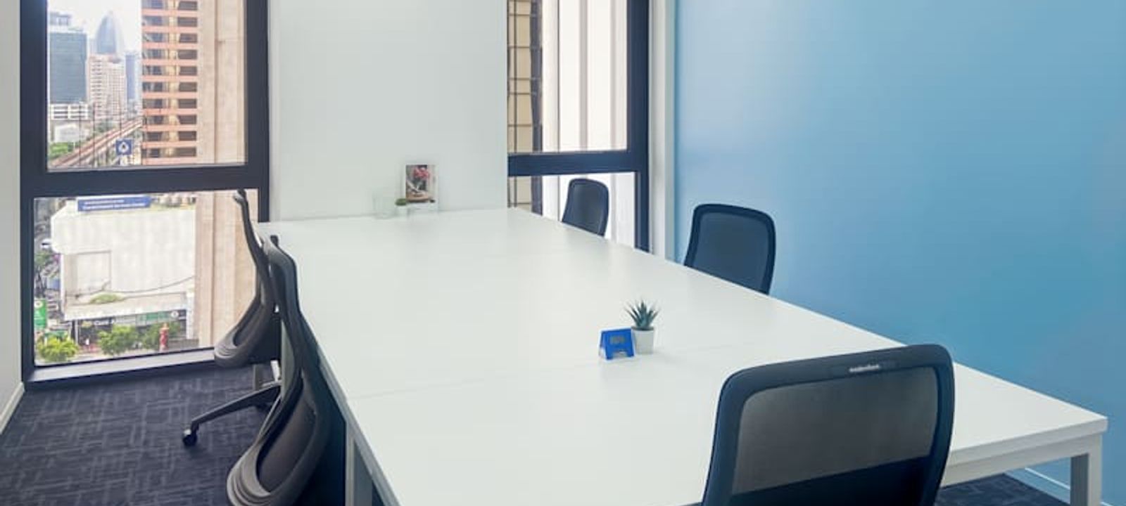 No 388 Phahonyothin Rd Samsen Nai Phaya Thaisp Building, Bangkok - Image 1