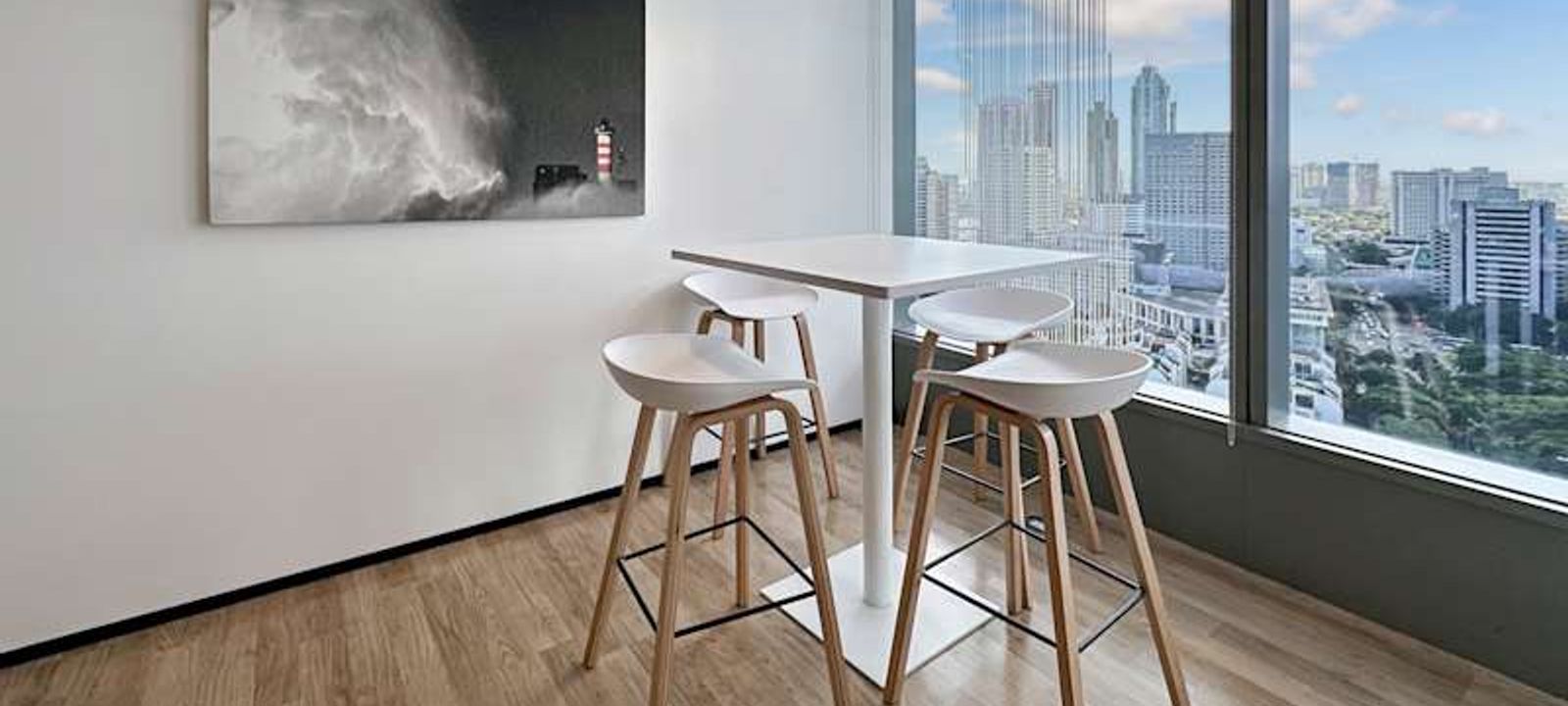 Dela Rosa St, Brgy Pio Del Pilar Makati - Image 1