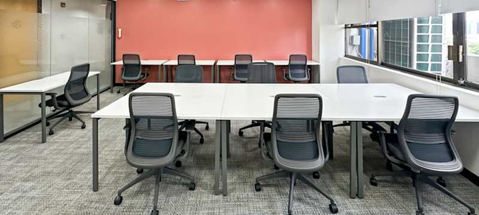 Ayala Avenue Makati Center, Makati - Image 1